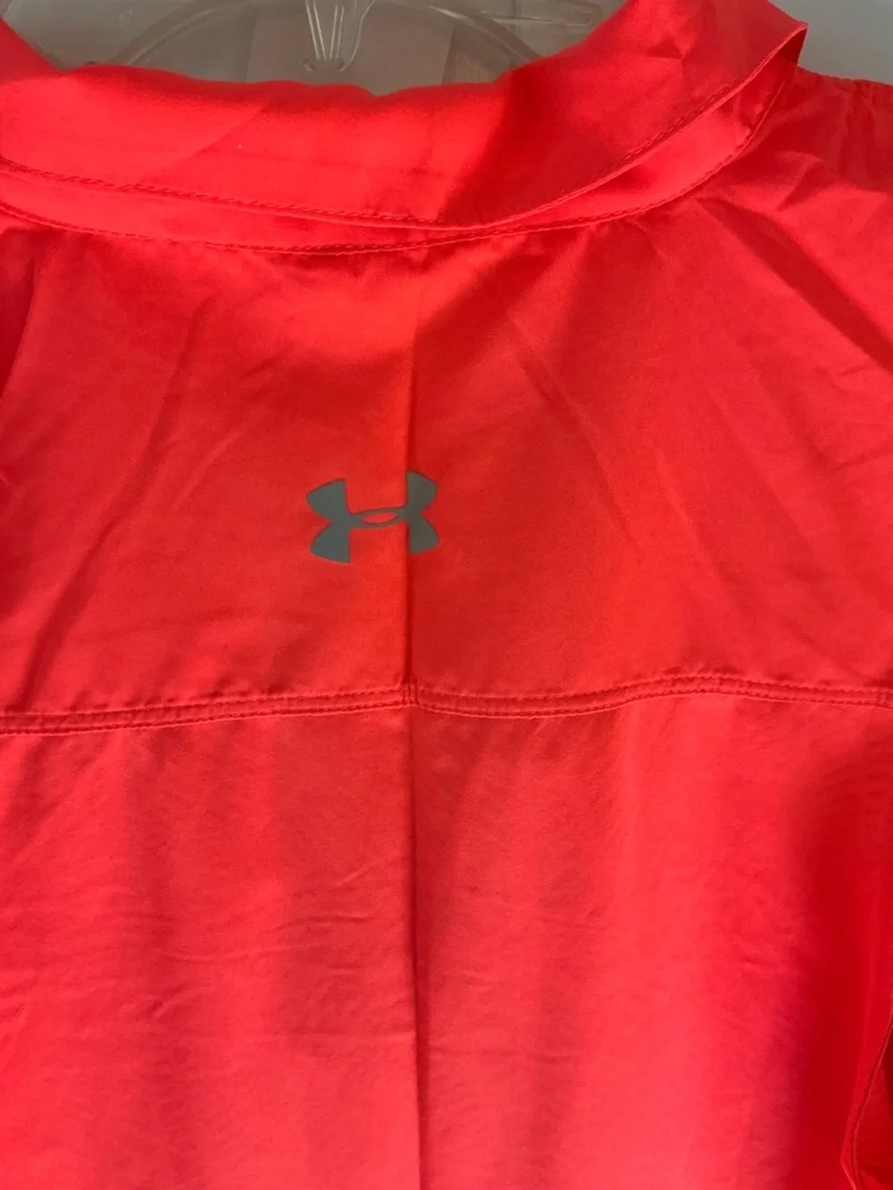 Under Armour Tank (medium) - Picture 5 of 5